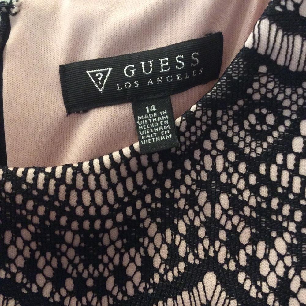Lace Detail Shift Dress - Picture 4 of 7